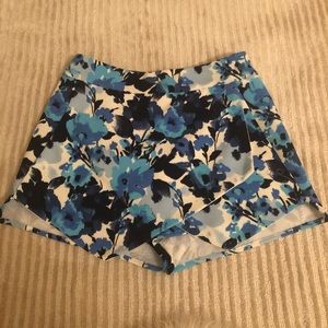 Aqua floral skort size XS
